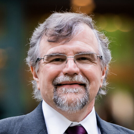 Alan Dennis
